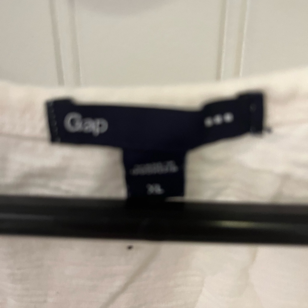 White Gap tank top XL - Picture 5 of 6